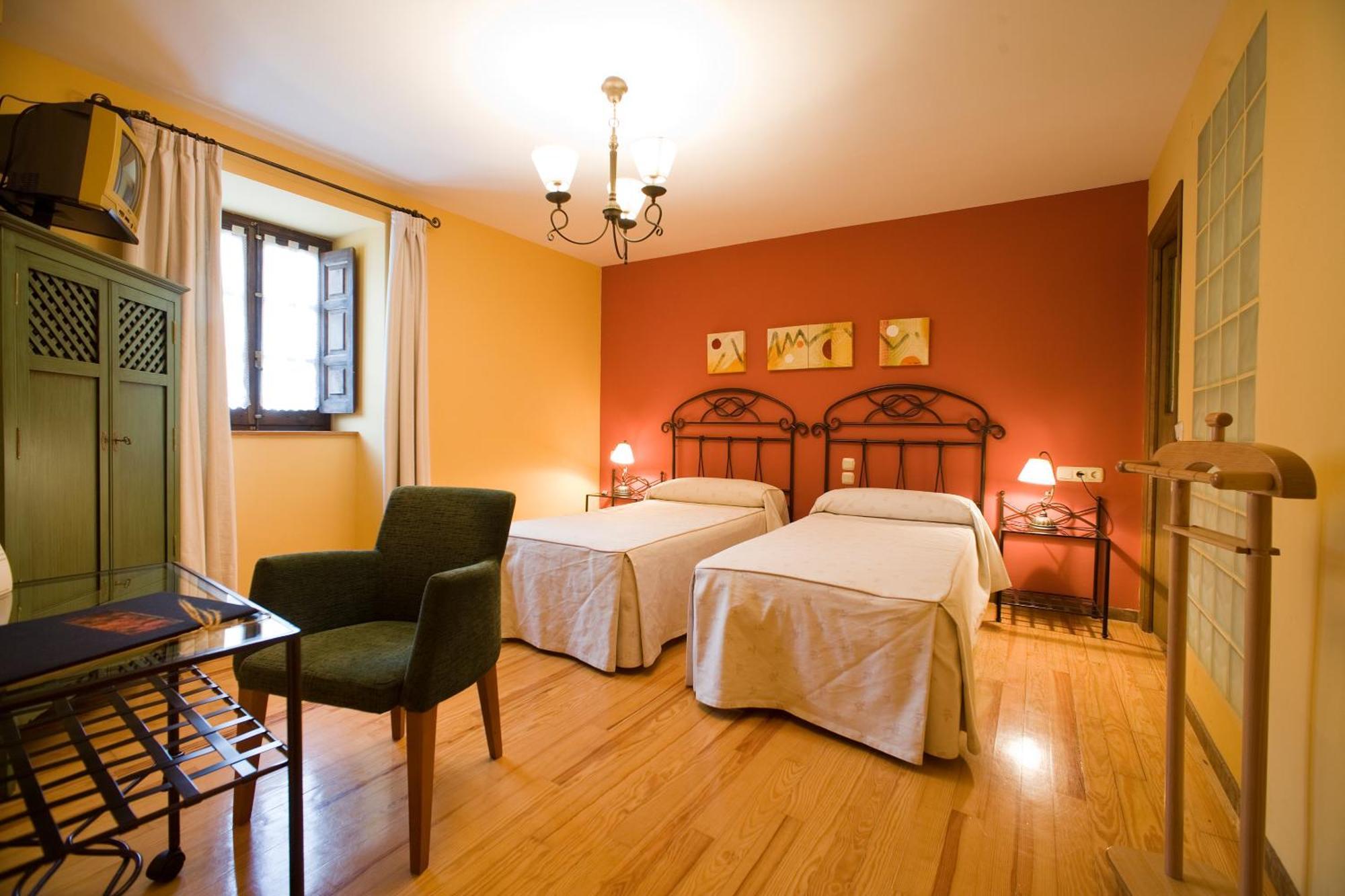Hotel Rural El Almadiero Бурги Экстерьер фото